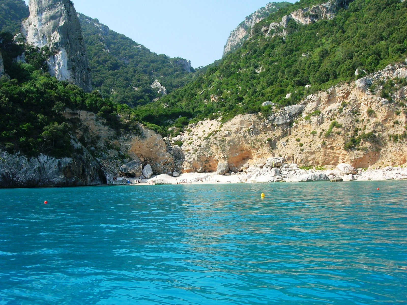 L'acqua turchese di Cala Goloritzé, Baunei